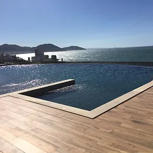 Apartamento Design Com Piscina E Vista Espetacular, Florianópolis